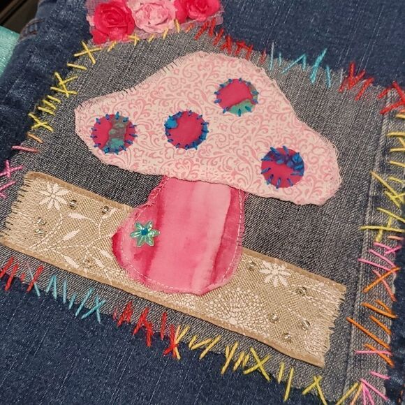 Upcycled Levi's Mushrooms Birds Florals Lace Hand Stitched Jeans Sz 14 1023 - Picture 12 of 12
